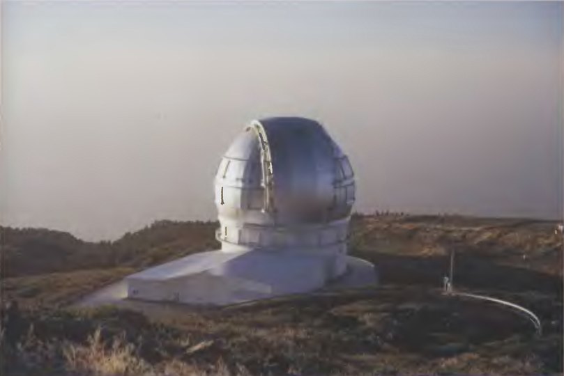 Башня крупнейшего в мире однозеркального 10,4-метрового телескопа GranTelescopio Canarias (GTC), созданного Испанией (90%), Мексикой и США. Он установлен на о. Пальма на вершине древнего вулкана (высота 2500 м). По конструкции это «младший брат» телескопов «Кек». Он «видит» объекты в миллиард раз более слабые, чем те, что видит невооруженный глаз человека